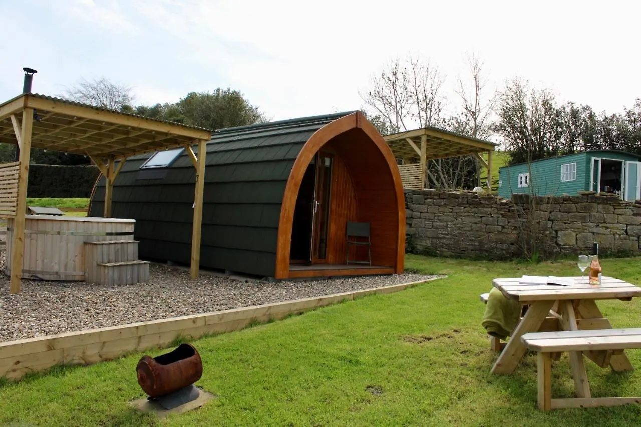West Wood Yurts Ltd Hotel Newcastle upon Tyne 0*,